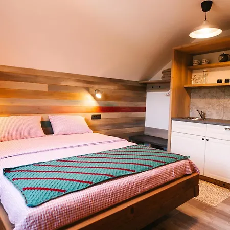 Homestead Lukec - Archery, Bbq, Escape Room, Kayaking