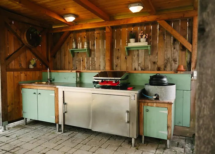 Homestead Lukec - Archery, Bbq, Escape Room, Kayaking شقة