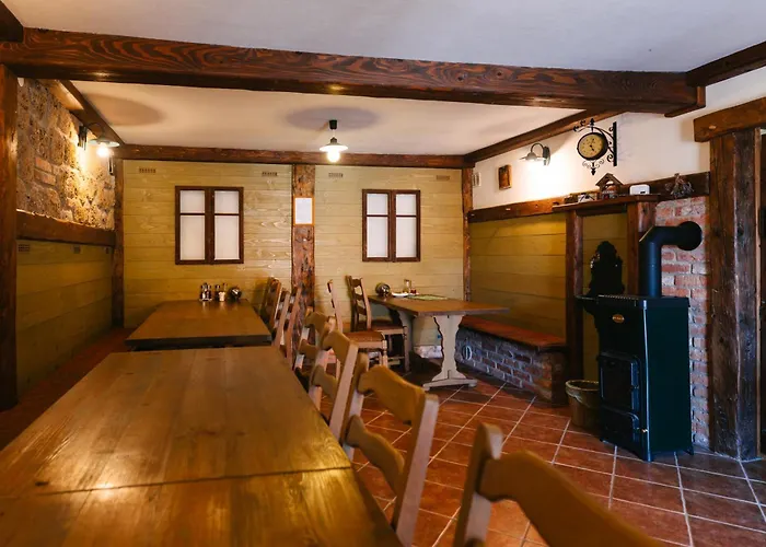 Homestead Lukec - Archery, Bbq, Escape Room, Kayaking *